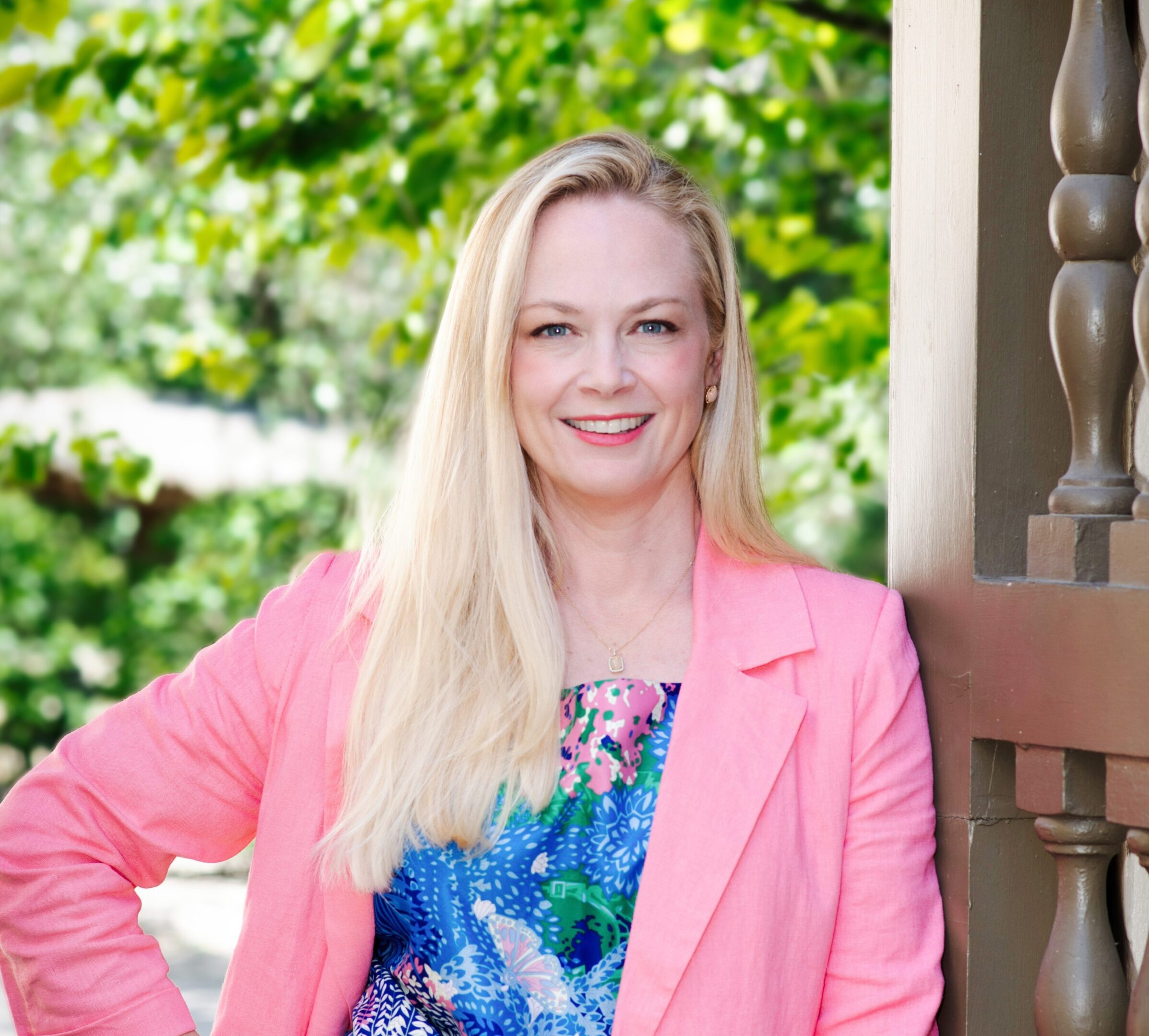 Alamo Heights Realtor Kerri Hoermann – professional headshot.