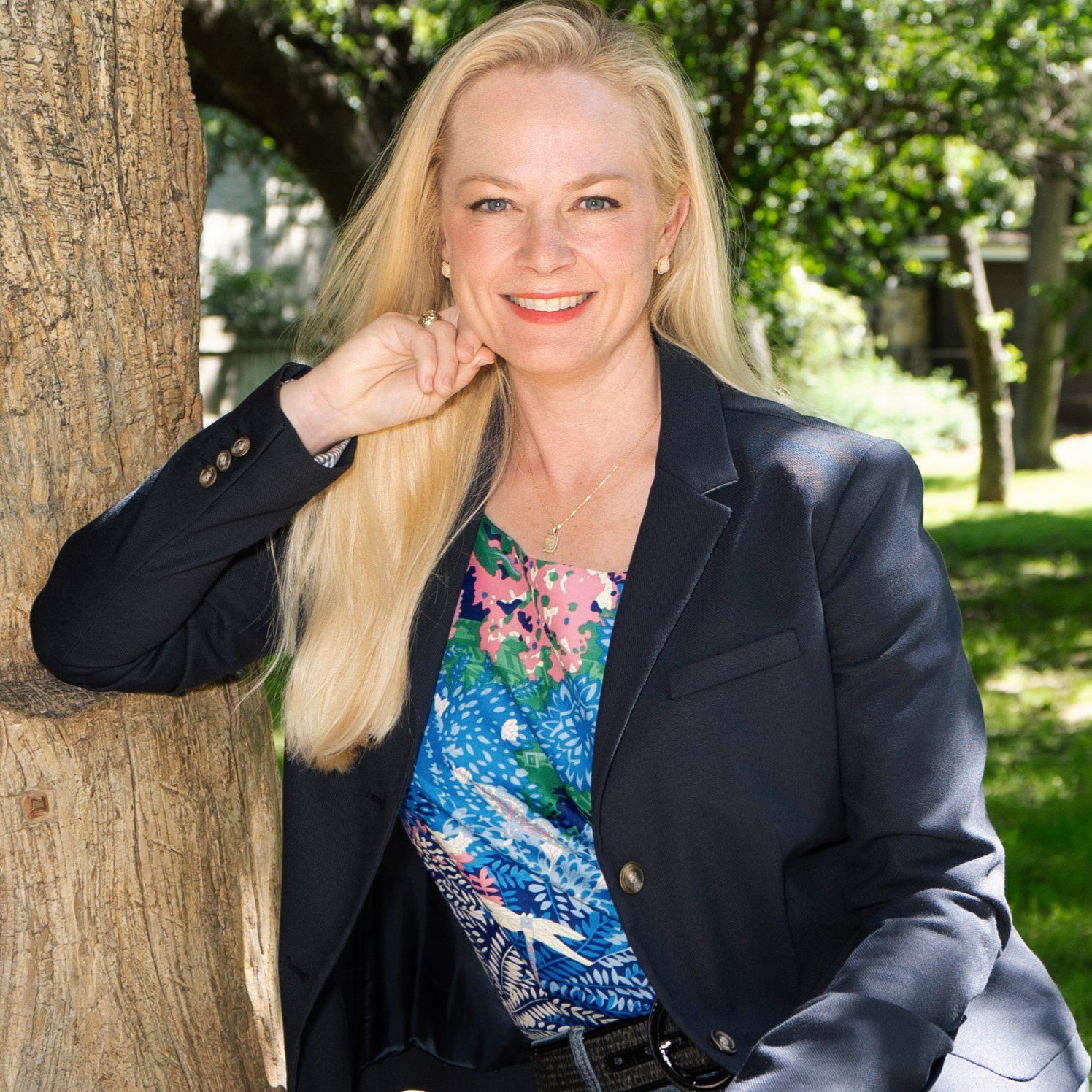 Alamo Heights Realtor Kerri Hoermann – professional headshot.